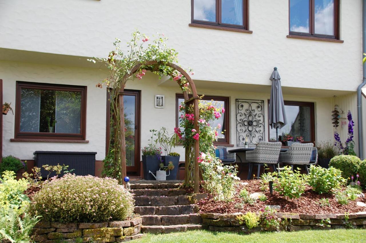 Ferienwohnung Hoffmann Osburg Exterior photo